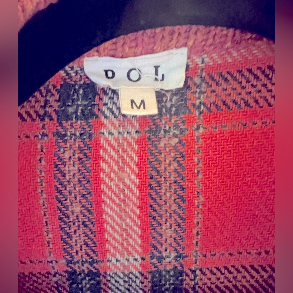 Woman’s Pol Shacket - image 3